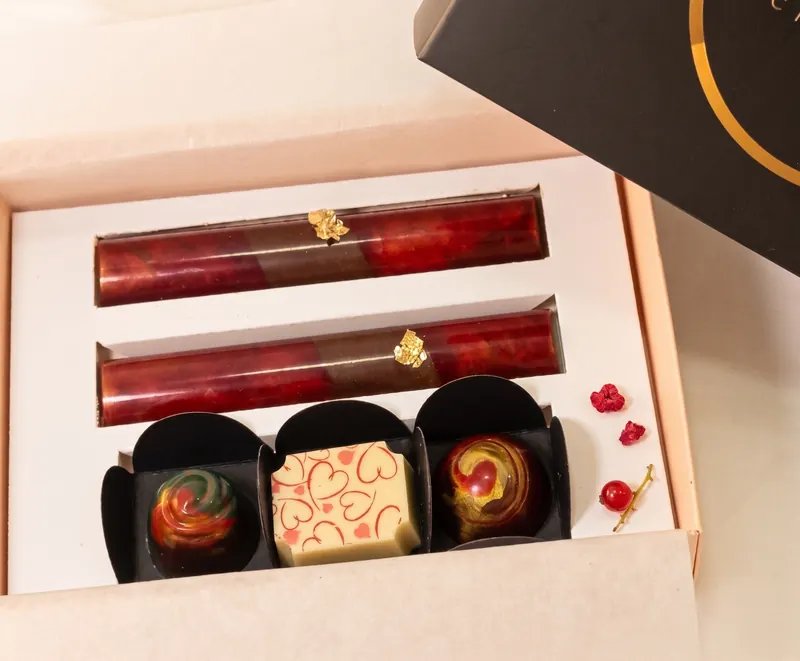 BBC-27 — Caja Expreso Praline